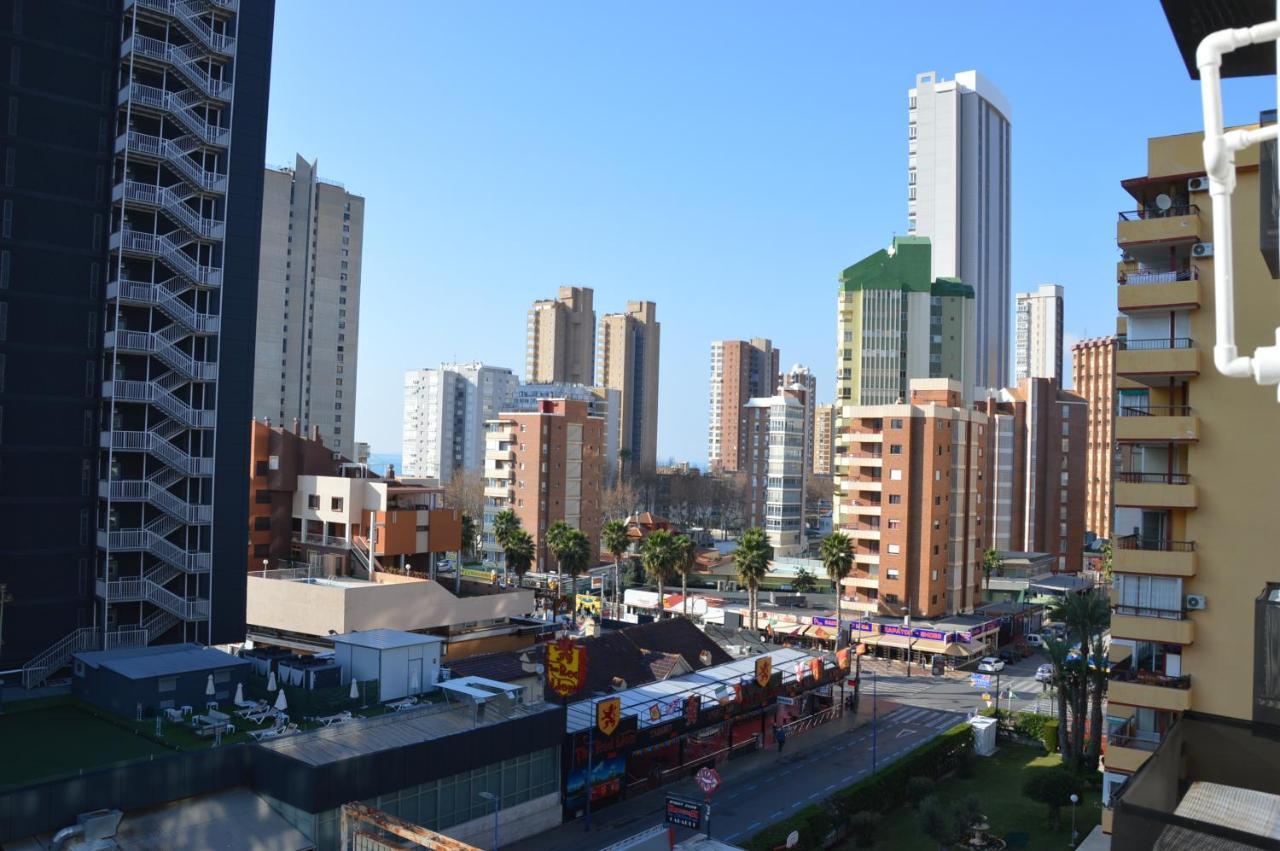 Apts Ara With Pool Benidorm Exteriér fotografie